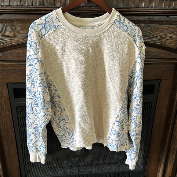 Sundry Cream and Blue Toile Sweatshirt - Picture 2 of 8